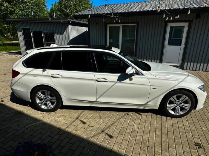 BMW 320d Touring Steptronic - Image 15