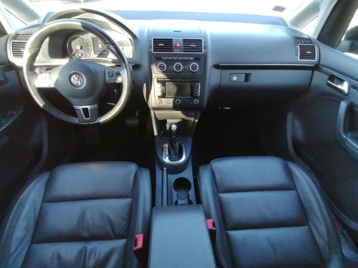 VW Touran 2,0 TDI DSG "Highline" - Image 13