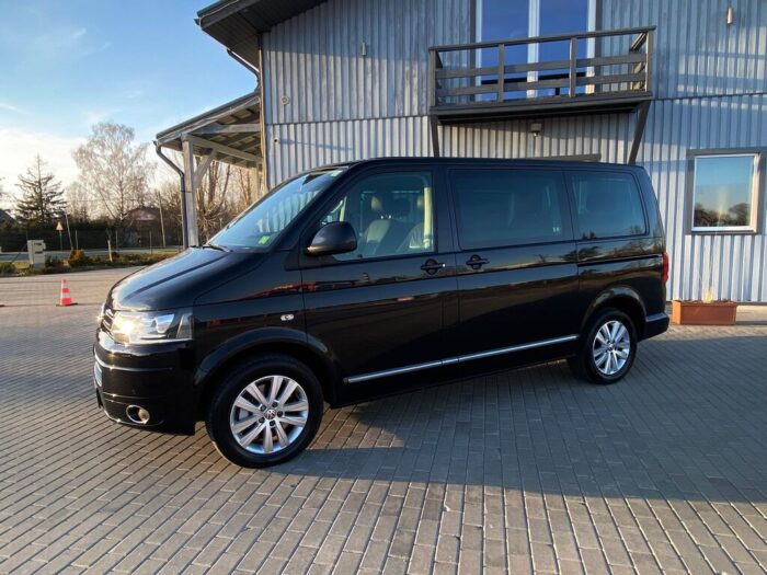 VW T5 Multivan 2,0 TDI 4Motion Automatik "Highline" - Image 10