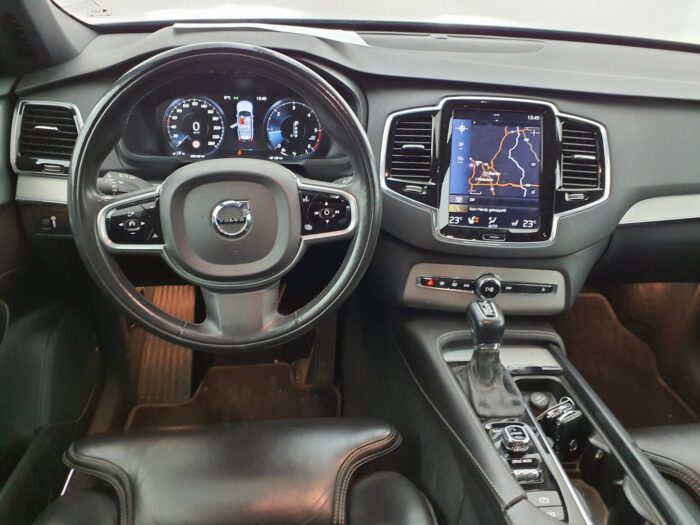 Volvo XC90 D5 AWD Geartronic "Inscription" - Image 43