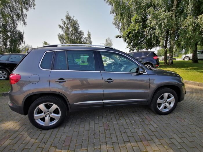 VW Tiguan 2,0 TDI 4Motion "Sport & Style" - Image 11