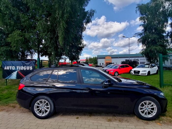 BMW 320d Touring Steptronic - Image 29