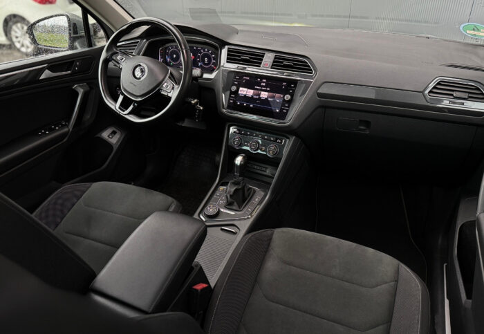 VW Tiguan | 2,0 TSI | R-Line | 2019.gada - Image 10