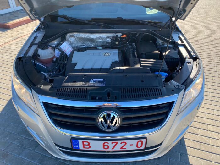 VW Tiguan 2,0 TDI 4Motion "Sport&Style" - Image 14