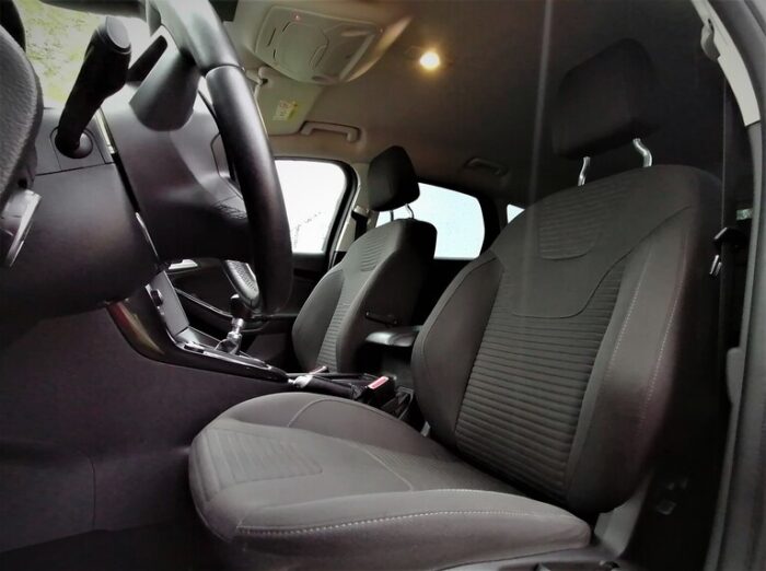 Ford Focus Turnier 2,0 TDCi "Titanium" - Image 13