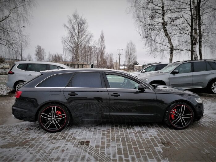 Audi A6 Avant 3,0 TDI quattro S-tronic - Image 12