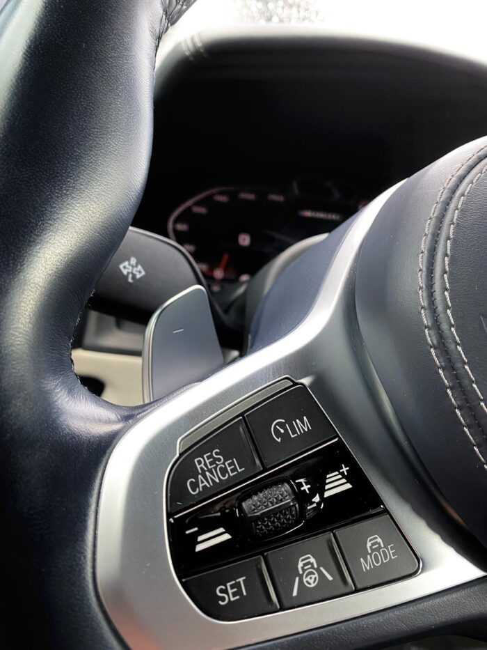 11-1 BMW M850i xDrive Coupe First Edition 1-400 - Image 24