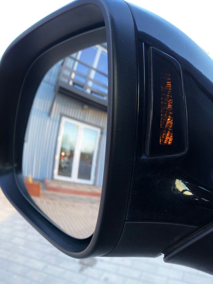 VW T5 Multivan 2,0 TDI 4Motion Automatik "Highline" - Image 11