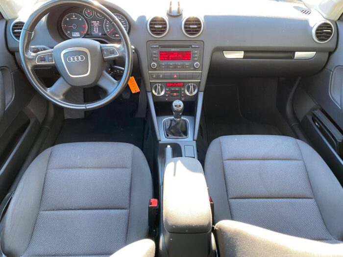 Audi A3 Ambition 2,0 - Image 8