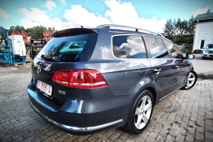 Volkswagen Passat B7 Highline - Image 12
