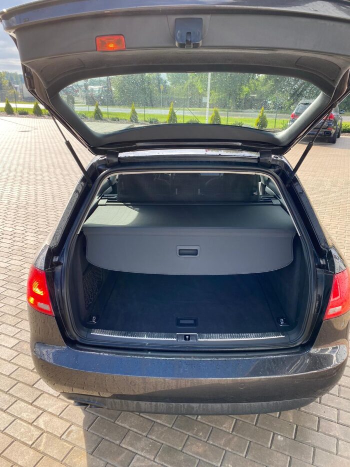 Audi A 4 2,0 TDI Automatik - Image 16