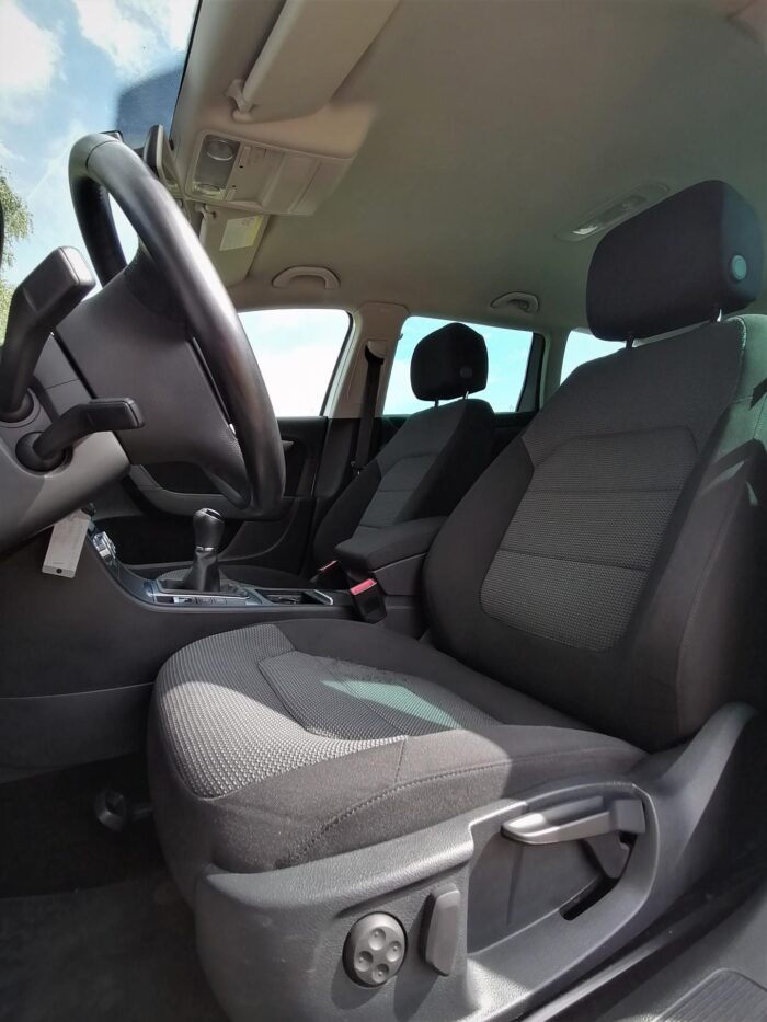 VW Passat Variant 2,0 TDI "Comfortline" - Image 8