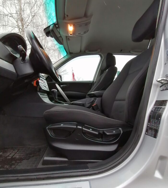 BMW X3 xDrive 20d Steptronic - Image 13