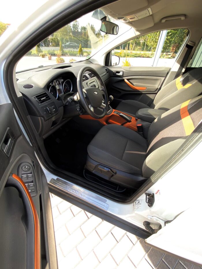 Ford Kuga 2,0 TDCi "Trendline" - Image 6