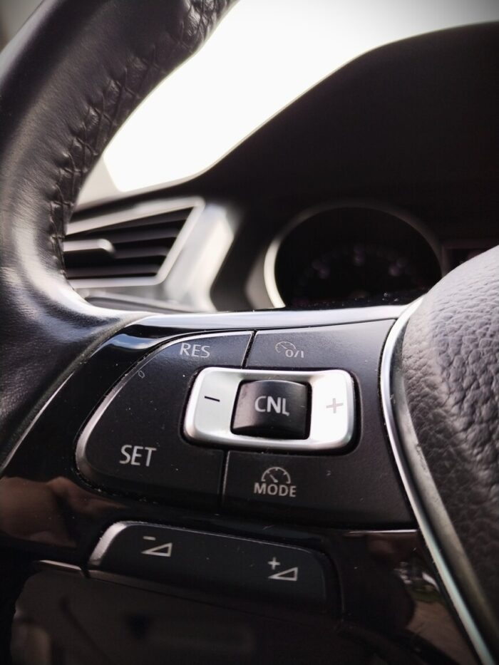 VW Tiguan - Image 14