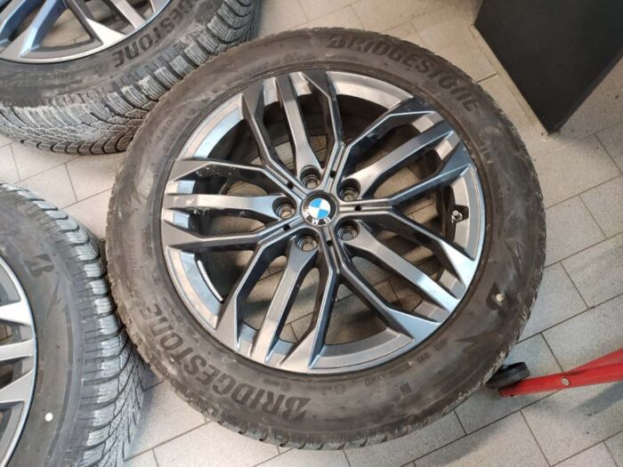 BMW iX1 30 xDrive M Sport Connected Professional - Image 46