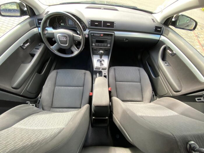 Audi A 4 2,0 TDI Automatik - Image 9