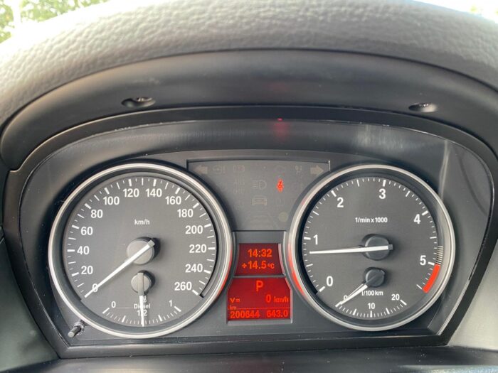 BMW X1 xDrive 23d Steptronic "X Line" - Image 43