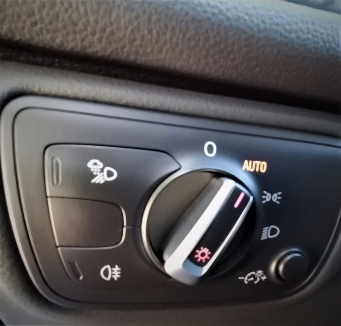 Audi A6 Avant 2.0 TDI - Image 31