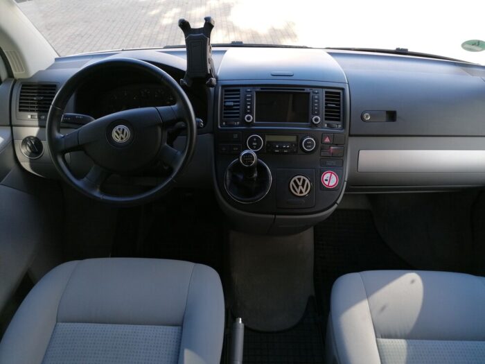 VW T5 Multivan 2,5 TDI - Image 14