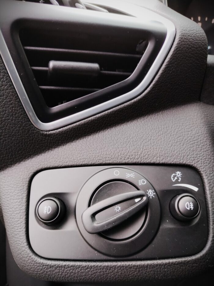 Ford Kuga 2,0 TDCI PowerShift "Titanium" - Image 14