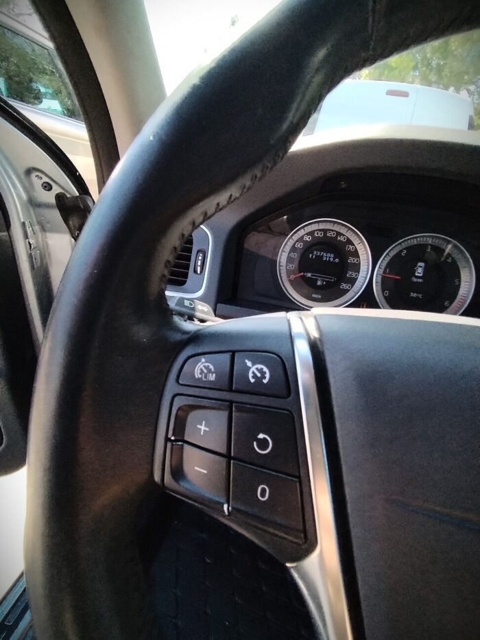 Volvo S60 2.0 Summum - Image 13