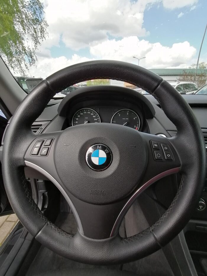 BMW X1 xDrive 20d "xLine" - Image 28