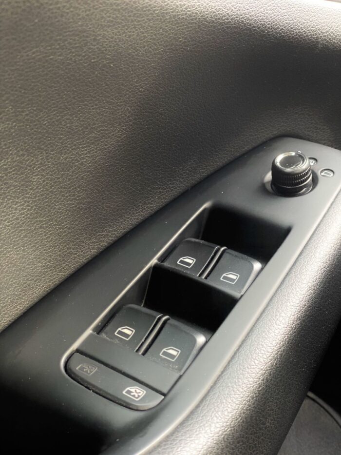 Audi Q5 3,0 TDI quattro S-tronic - Image 7