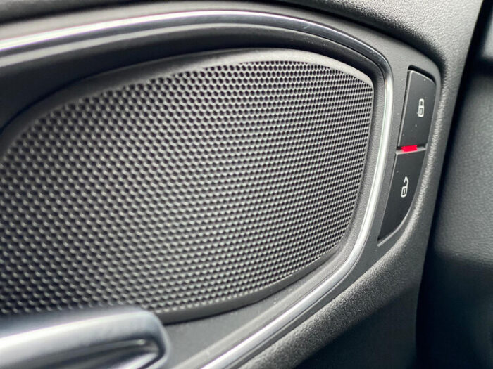 Audi A1 1,6 TDI "Attraction" - Image 49