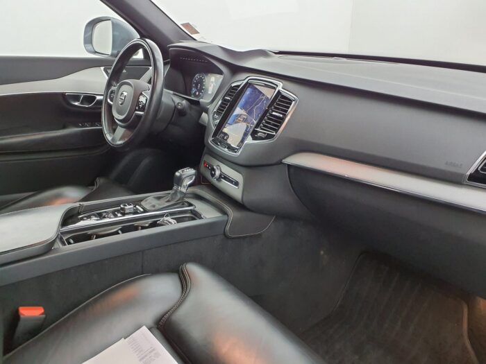 Volvo XC90 D5 AWD Geartronic "Inscription" - Image 47