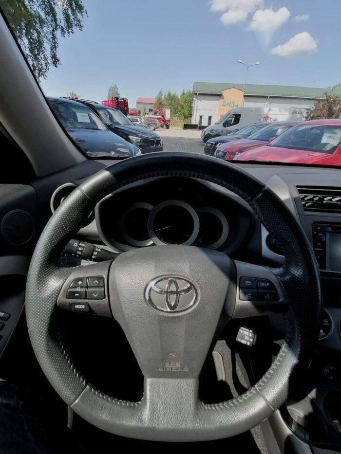 Toyota RAV4 2,2 D-4D "Life" - Image 33