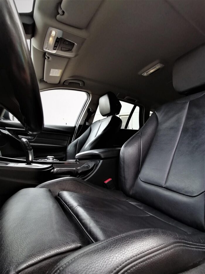 BMW 320 d Touring Steptronic "Sport Line" - Image 6