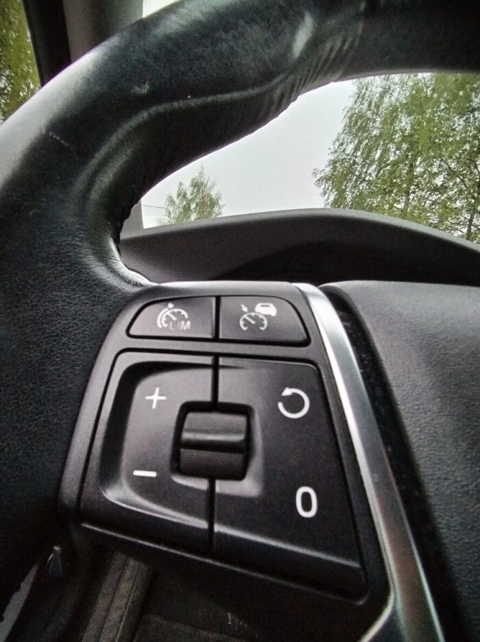 Volvo V60 2,4 D5 Geartronic "Summum" - Image 17