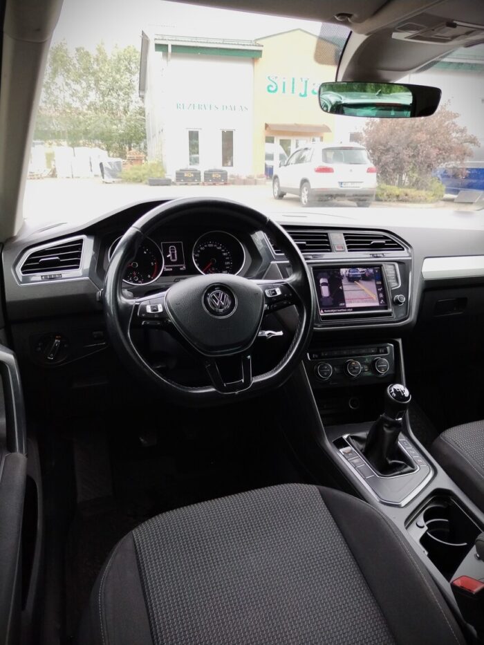 VW Tiguan - Image 16