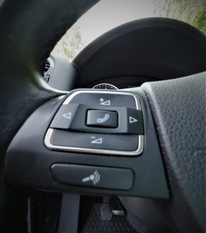 VW Tiguan 2,0 TDI 4Motion "Sport & Style" - Image 17