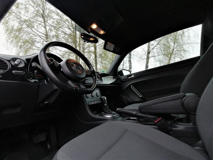 VW Beetle 2,0 TDI DSG - Image 16