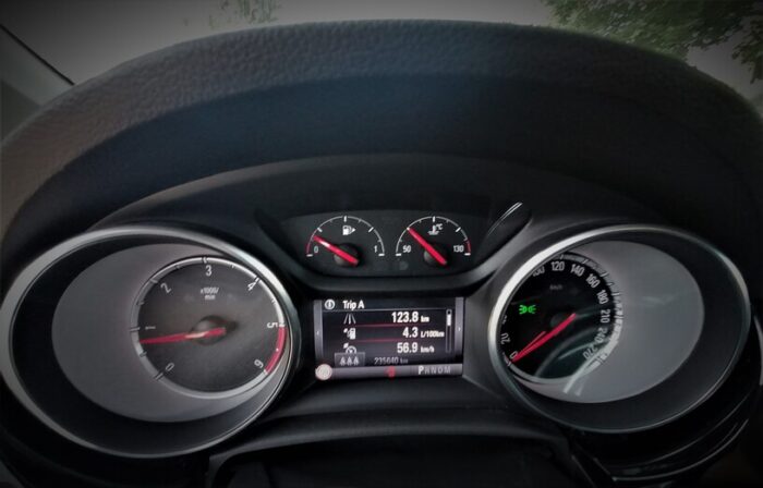 Opel Astra 1,6 CDTI ActiveSelect "Innovation" - Image 17