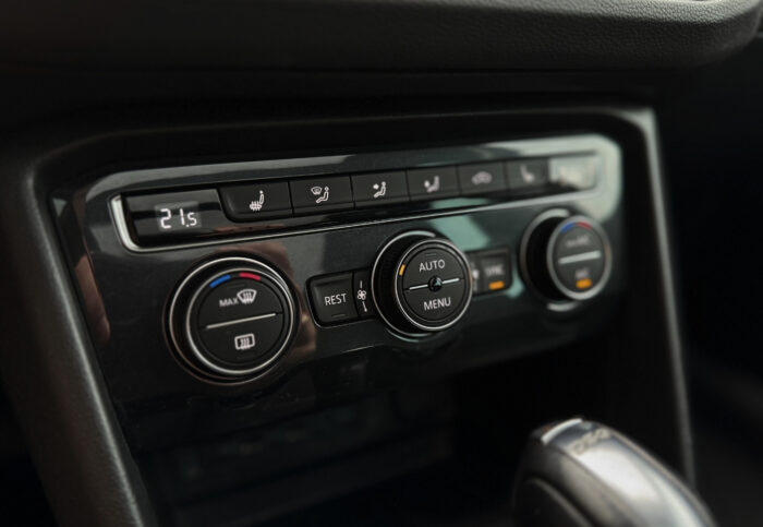 VW Tiguan | 2,0 TSI | R-Line | 2019.gada - Image 15
