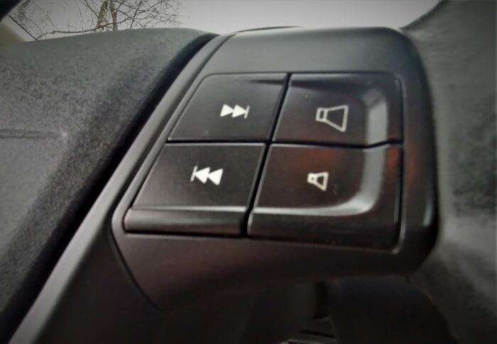 Volvo XC60 2,4 D5 AWD - Image 18