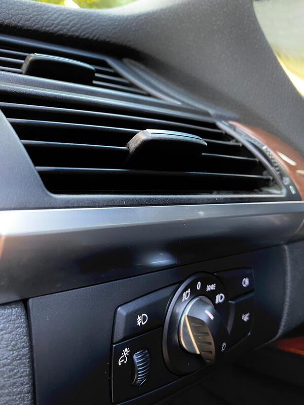 16-1 BMW X6 40d - Image 18