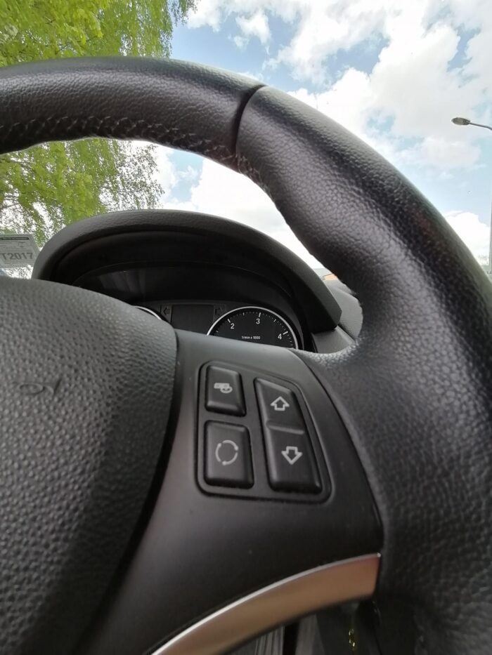 BMW X1 xDrive 20d "xLine" - Image 30