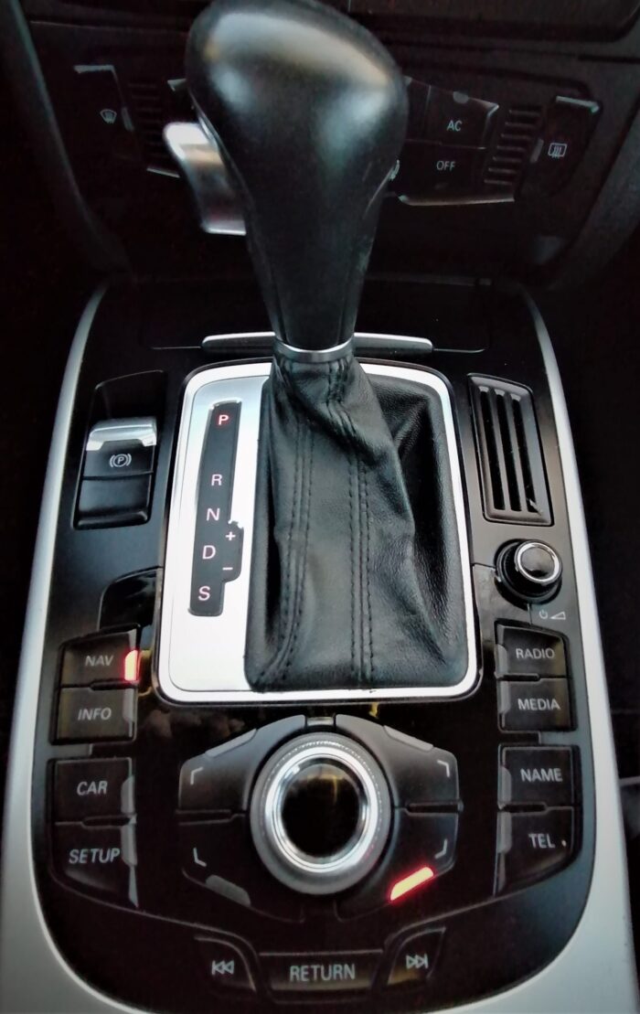 Audi A4 Avant 2,0 TDI Multitronic "Attraction" - Image 58