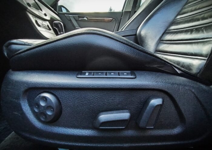 Volkswagen Passat B7 Highline - Image 17