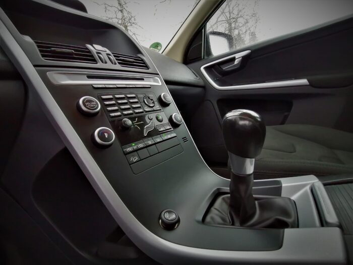 Volvo XC60 2,4 D5 AWD - Image 19