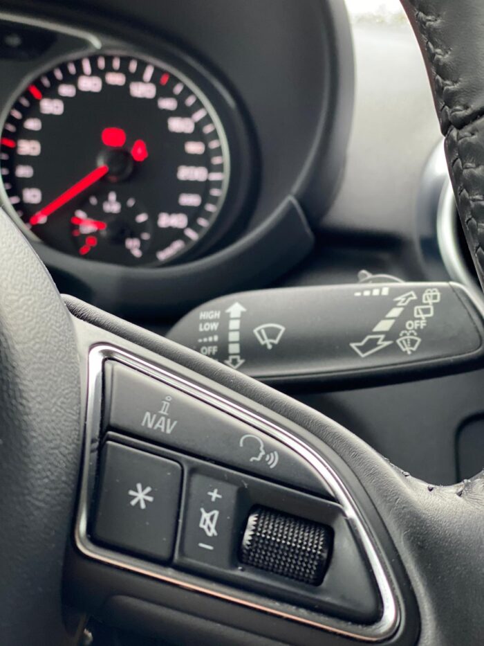 Audi A1 1,6 TDI "Attraction" - Image 28