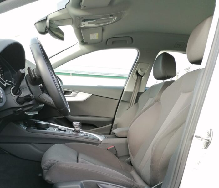 Audi A4 Avant sport 3,0 TDI S-tronic - Image 24