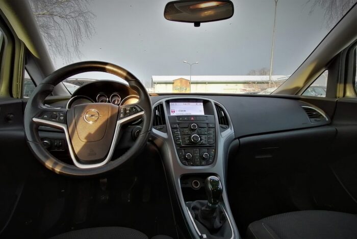 Opel Astra Sports Tourer 1,7 CDTI "Edition" - Image 20