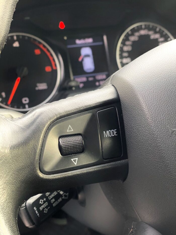 Audi Q5 3,0 TDI quattro S-tronic - Image 10