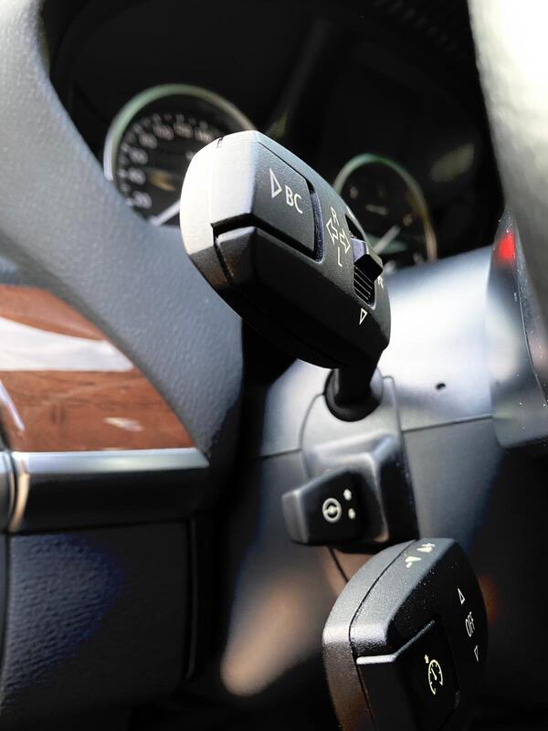17-2 BMW X6 40d - Image 19