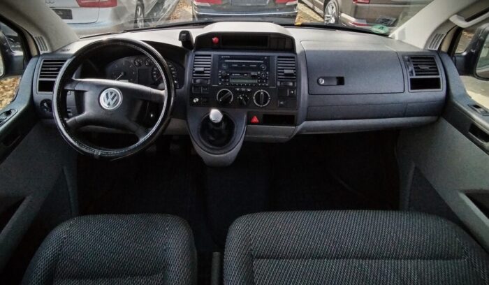 WV T5 Caravell - Image 19